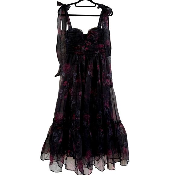 Petal and Pup Women's Midi Dress Small chiffon black floral dark fairy goth vamp - Picture 2 of 7